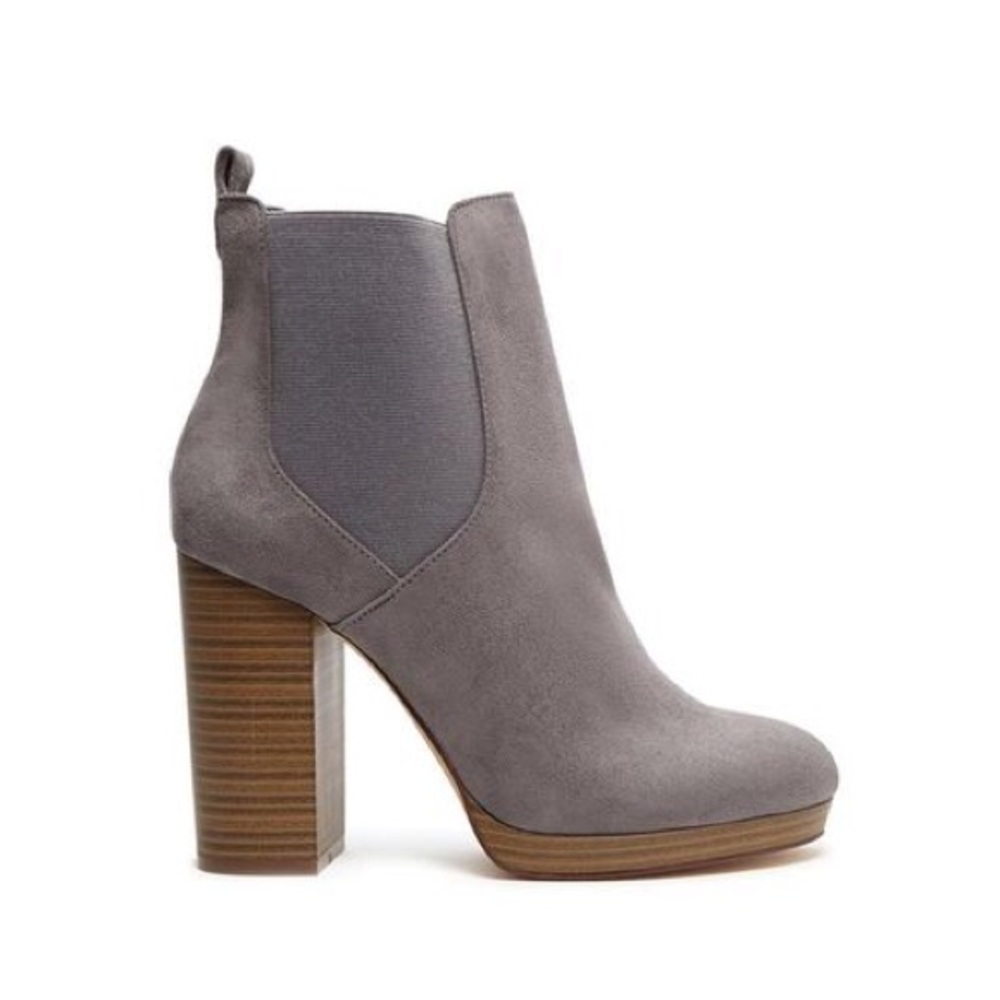 Forever 21 Gray Ankle Boots